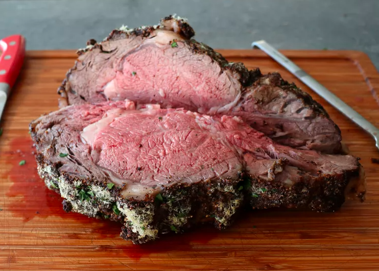 “Pepper Parmesan Prime Rib: Juicy, Flavorful, and Easy to Make”